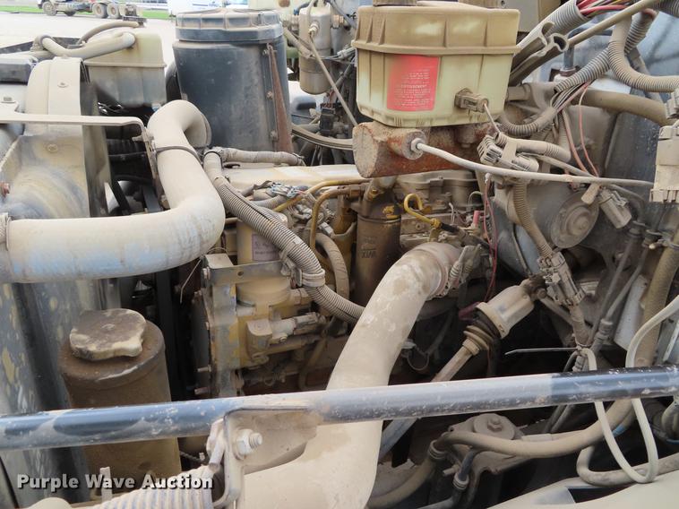 image for item DF7784 2000 Chevrolet C6500 dump flatbed truck