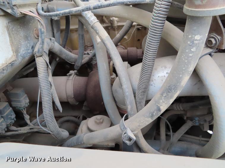 image for item DF7784 2000 Chevrolet C6500 dump flatbed truck