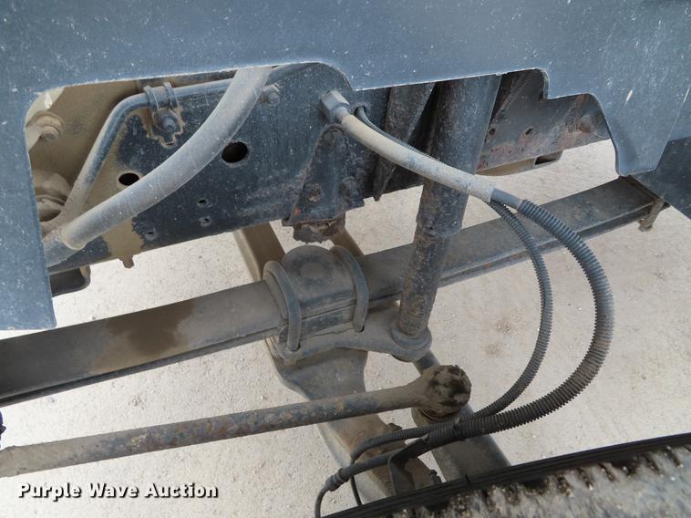 image for item DF7784 2000 Chevrolet C6500 dump flatbed truck