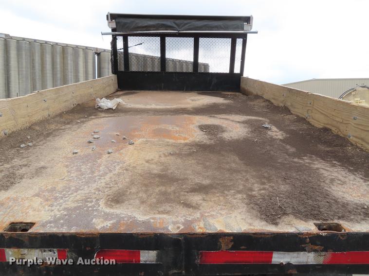 image for item DF7784 2000 Chevrolet C6500 dump flatbed truck