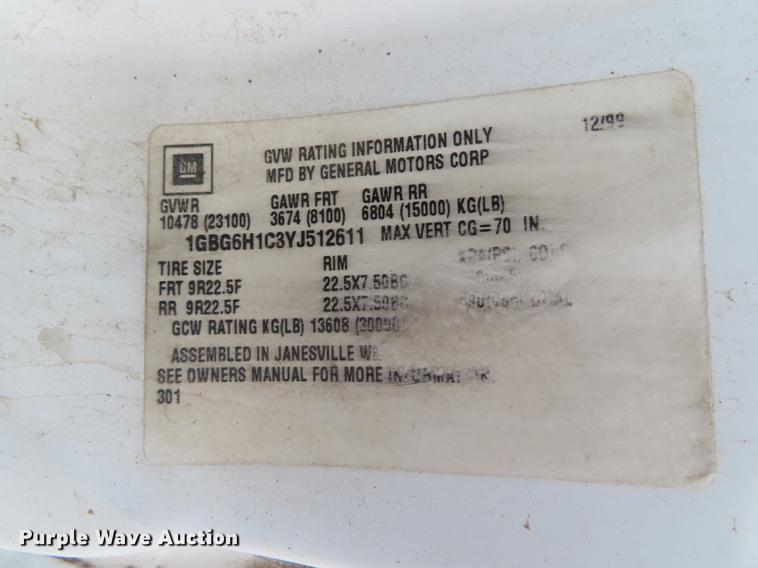 image for item DF7784 2000 Chevrolet C6500 dump flatbed truck