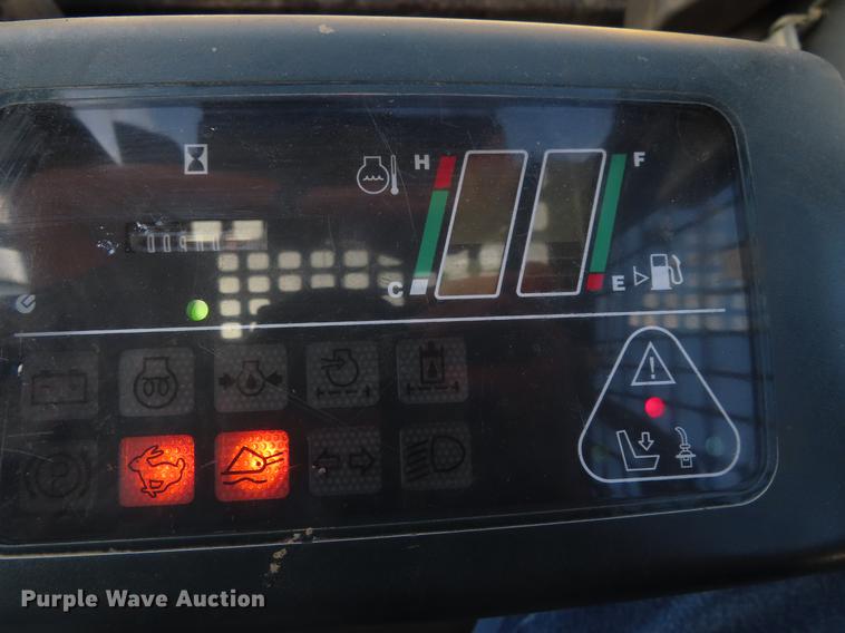 image for item DF7809 2007 Komatsu CK35-1 skid steer