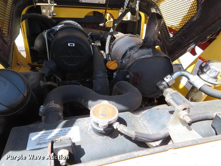 image for item DF7809 2007 Komatsu CK35-1 skid steer