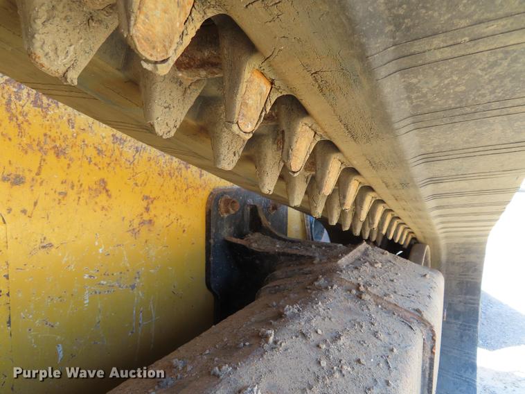 image for item DF7810 2010 John Deere 333D skid steer