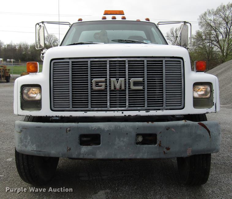 image for item DF7934 1997 GMC C7500 oil distribution truck