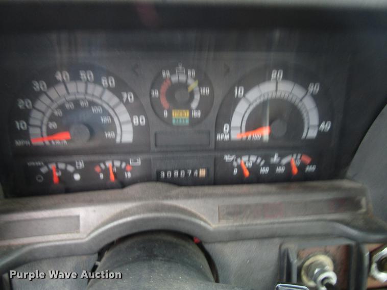 image for item DF7934 1997 GMC C7500 oil distribution truck