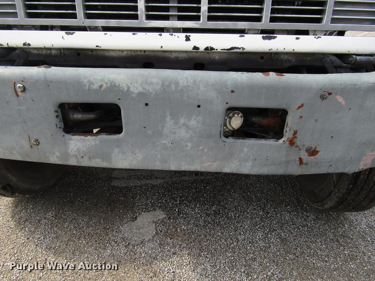 image for item DF7934 1997 GMC C7500 oil distribution truck