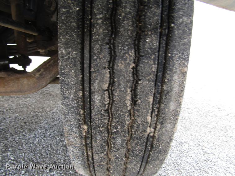 image for item DF7934 1997 GMC C7500 oil distribution truck