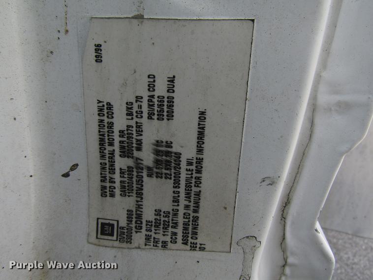 image for item DF7934 1997 GMC C7500 oil distribution truck