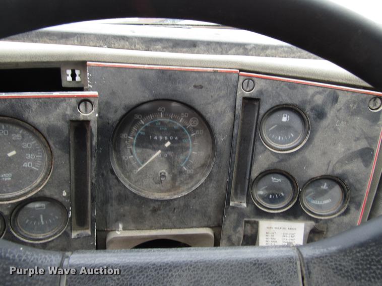 image for item DF7935 1988 Ford CF8000 oil distribution truck