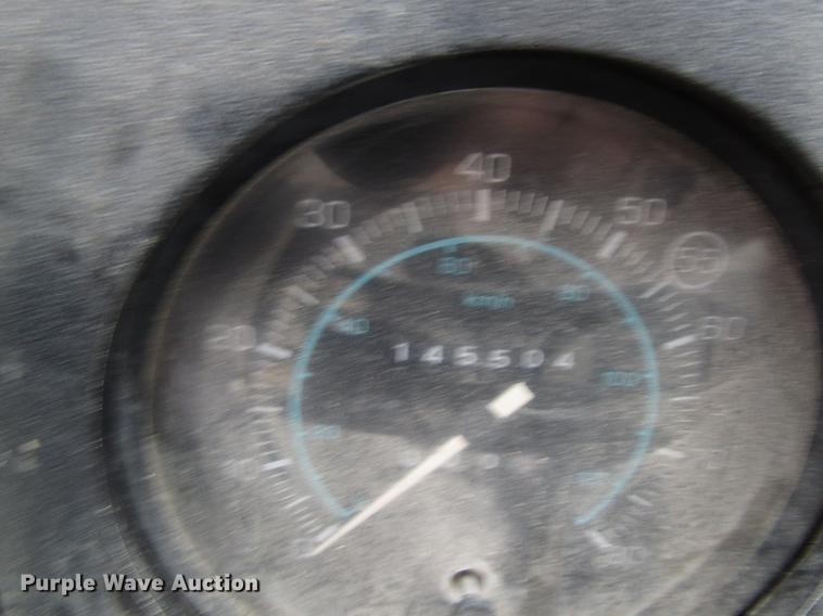 image for item DF7935 1988 Ford CF8000 oil distribution truck