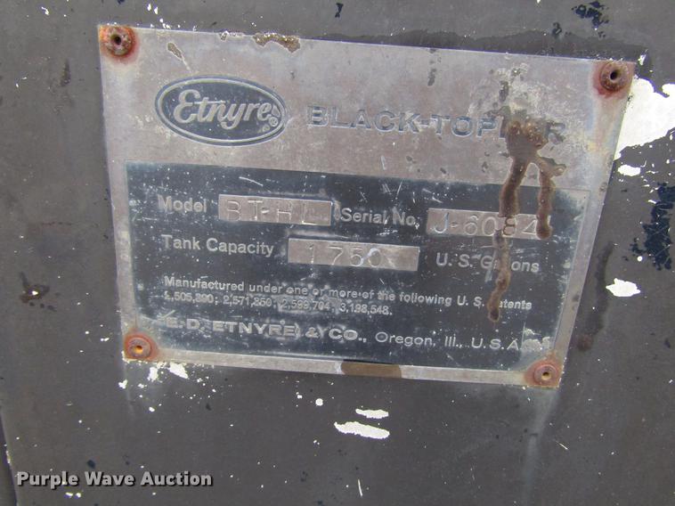 image for item DF7935 1988 Ford CF8000 oil distribution truck