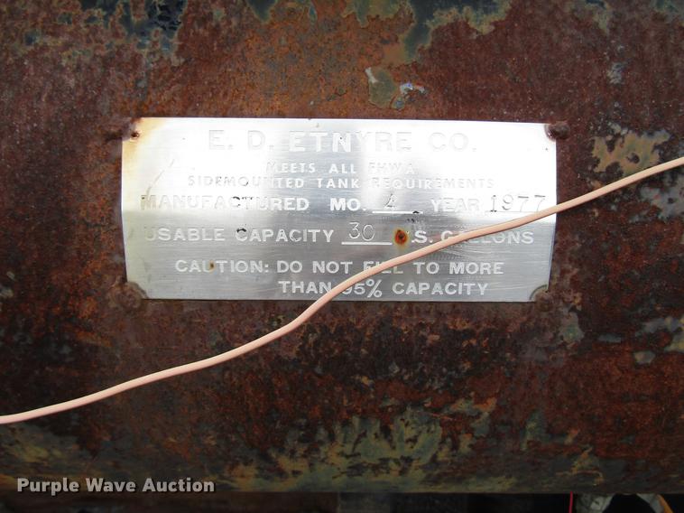 image for item DF7935 1988 Ford CF8000 oil distribution truck