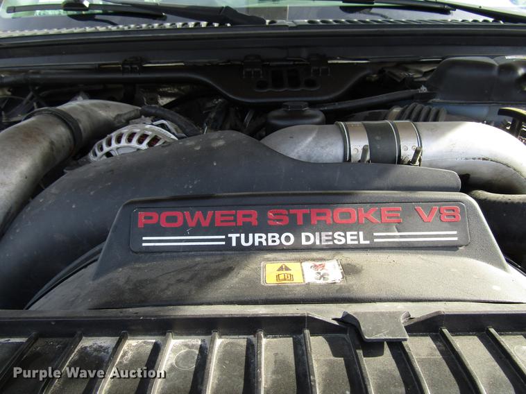 image for item DF7945 2004 Ford F550 Super Duty bucket truck