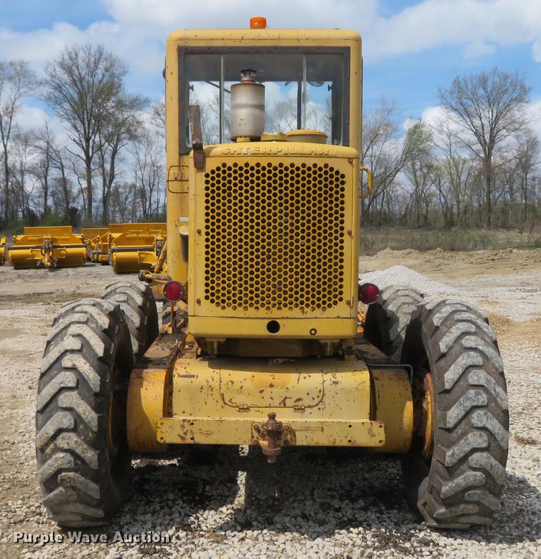 image for item DG3954 1963 Caterpillar 12E rigid frame motor grader