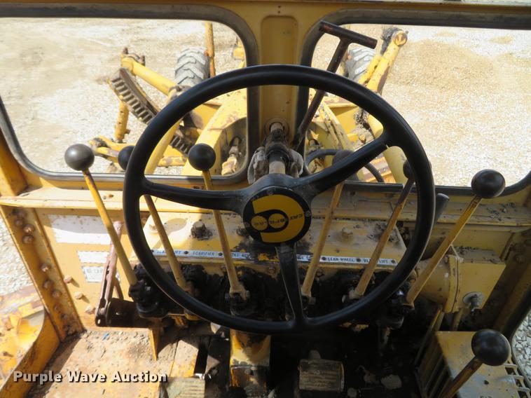 image for item DG3954 1963 Caterpillar 12E rigid frame motor grader
