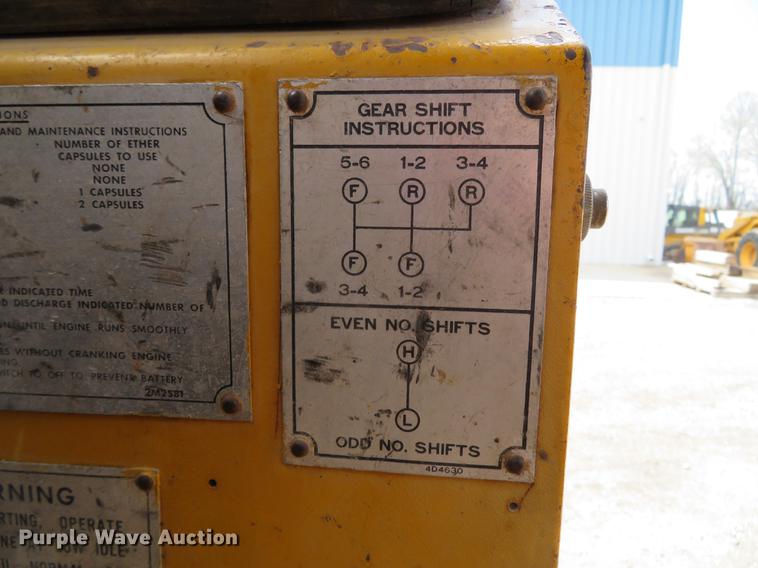 image for item DG3954 1963 Caterpillar 12E rigid frame motor grader