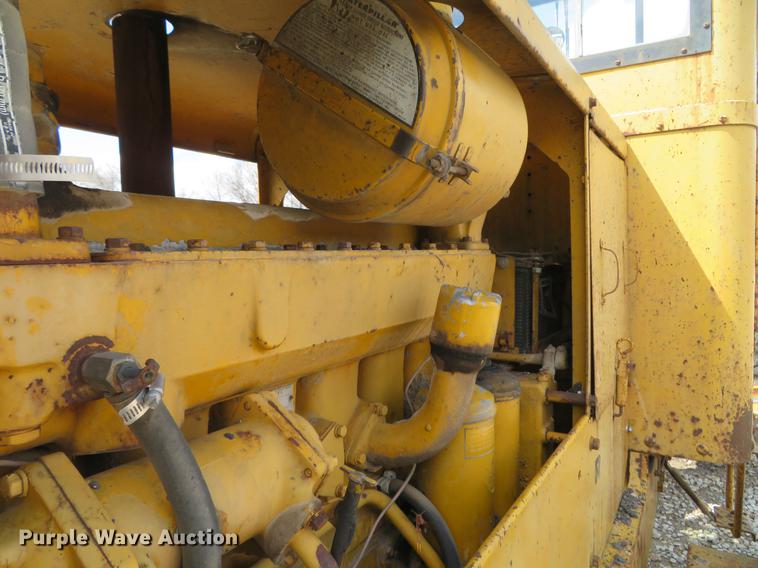 image for item DG3954 1963 Caterpillar 12E rigid frame motor grader