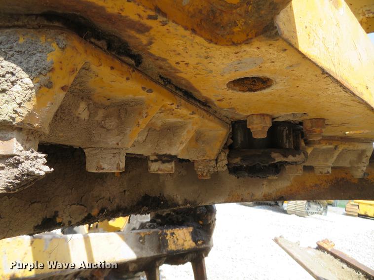 image for item DG3954 1963 Caterpillar 12E rigid frame motor grader