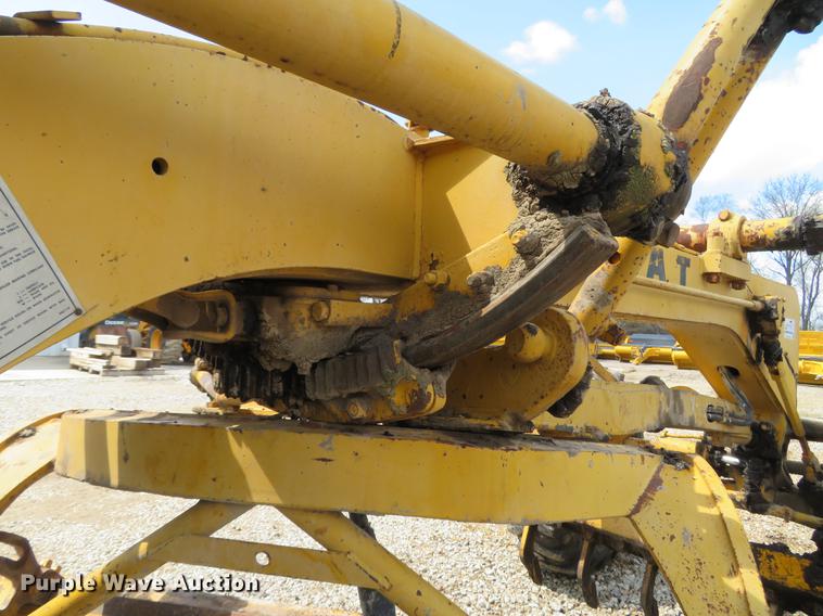 image for item DG3954 1963 Caterpillar 12E rigid frame motor grader
