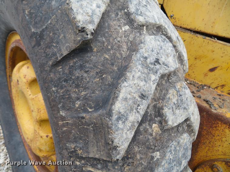 image for item DG3954 1963 Caterpillar 12E rigid frame motor grader