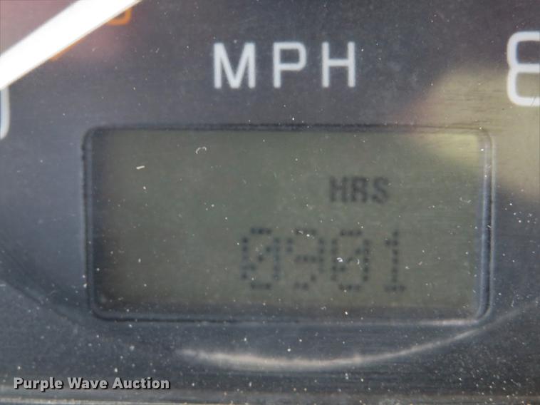 image for item DG3958 2000 Volvo WB roll-off container truck