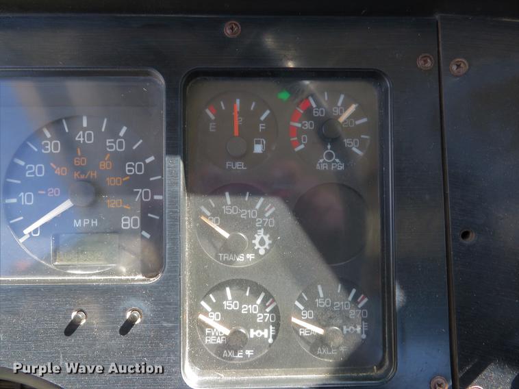 image for item DG3958 2000 Volvo WB roll-off container truck