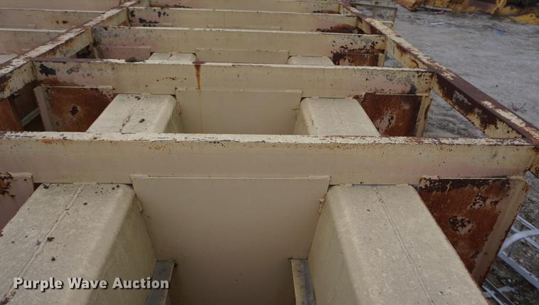 image for item DI9250 (2) concrete barrier forms