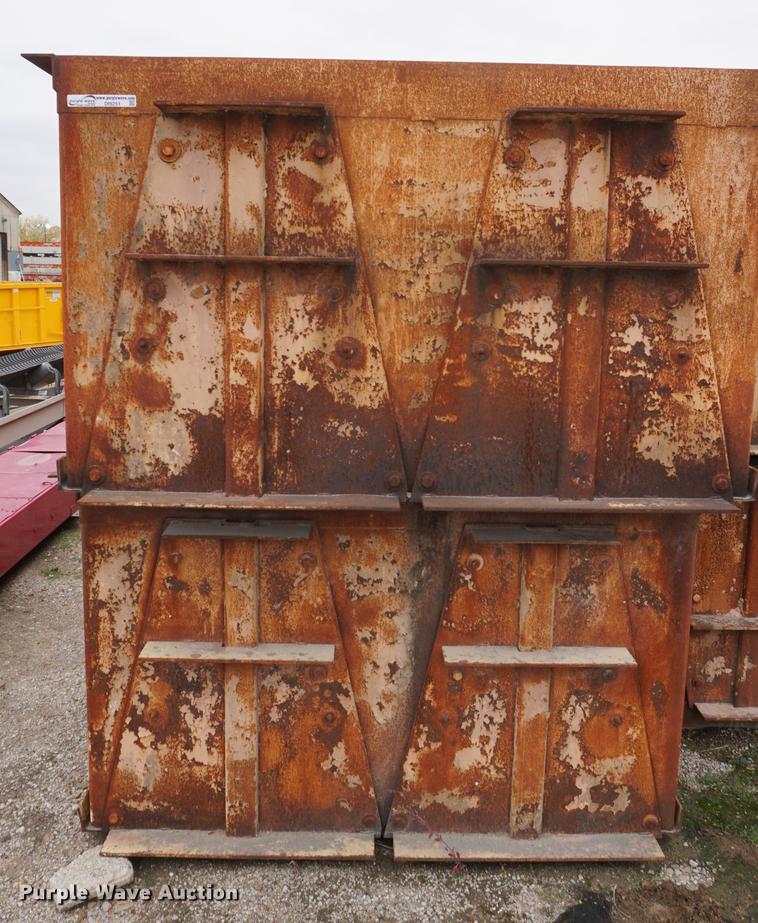 image for item DI9251 (2) concrete barrier forms