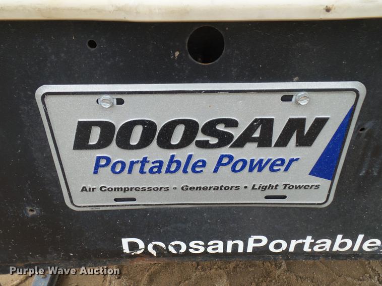 image for item DX9171 2012 Doosan C185WKUB-T4I air compressor