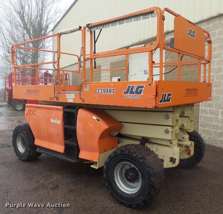 image for item DX9173 2006 JLG 3394RT scissor lift
