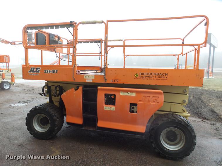image for item DX9173 2006 JLG 3394RT scissor lift