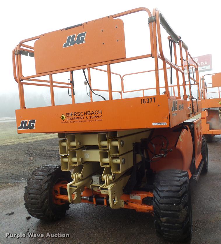 image for item DX9173 2006 JLG 3394RT scissor lift