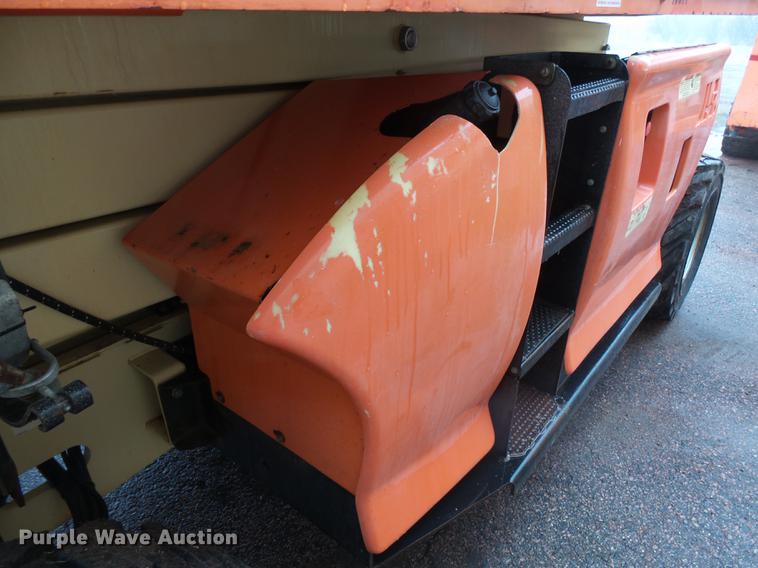 image for item DX9173 2006 JLG 3394RT scissor lift