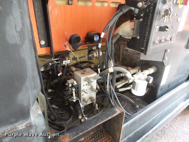 image for item DX9173 2006 JLG 3394RT scissor lift