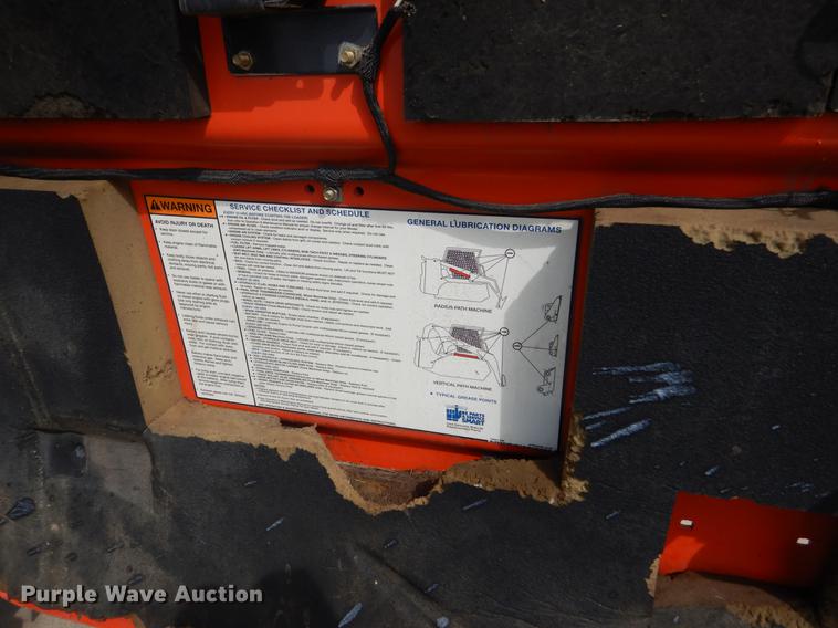 image for item DY9804 2010 Bobcat T320 skid steer