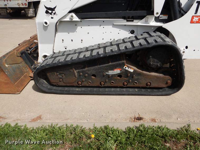 image for item DY9804 2010 Bobcat T320 skid steer
