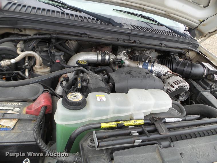 image for item EJ9062 2000 Ford F550 Super Duty flatbed truck