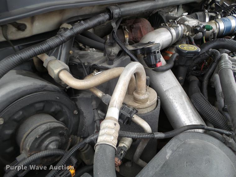 image for item EJ9062 2000 Ford F550 Super Duty flatbed truck