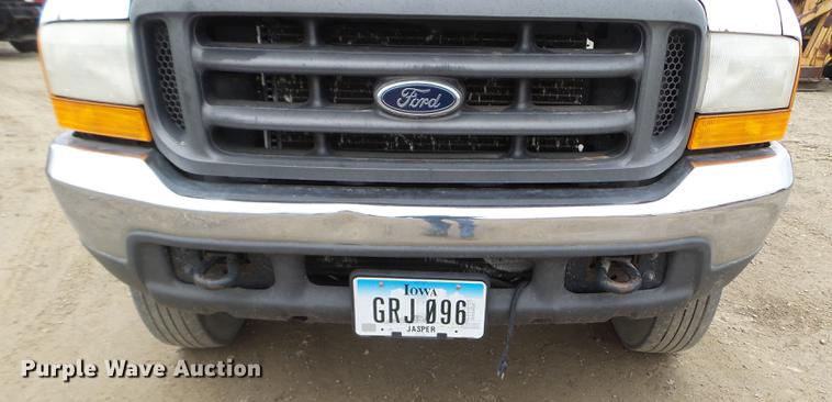 image for item EJ9062 2000 Ford F550 Super Duty flatbed truck