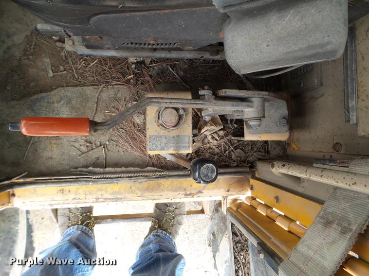 image for item EJ9065 1992 John Deere 643D feller buncher