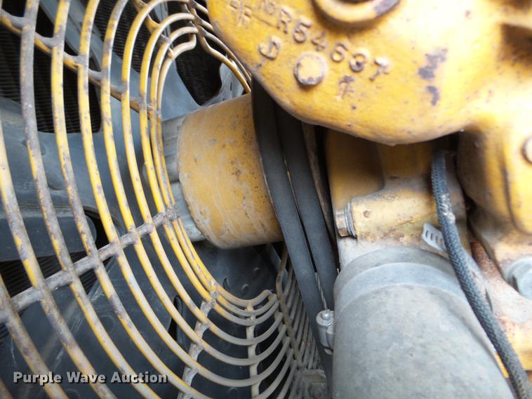 image for item EJ9065 1992 John Deere 643D feller buncher