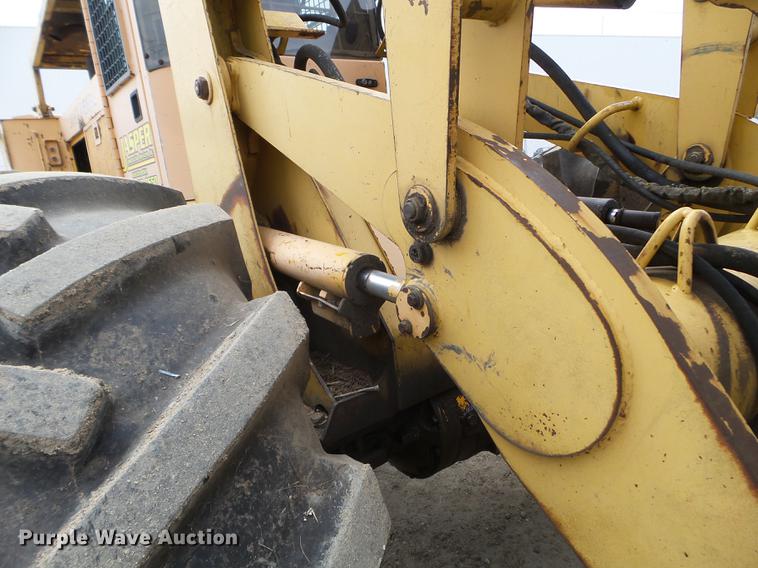 image for item EJ9065 1992 John Deere 643D feller buncher