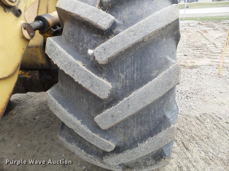 image for item EJ9065 1992 John Deere 643D feller buncher