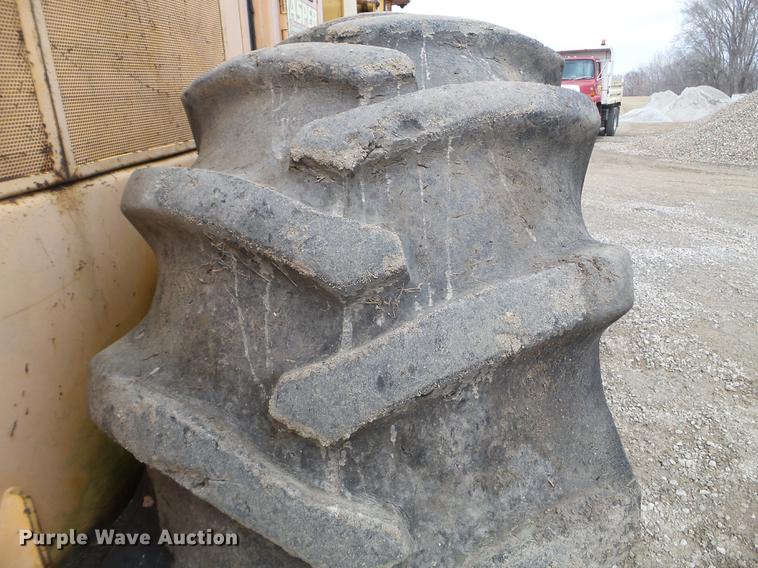 image for item EJ9065 1992 John Deere 643D feller buncher