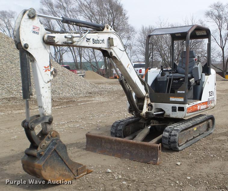 image for item EJ9066 2008 Bobcat 331 mini excavator