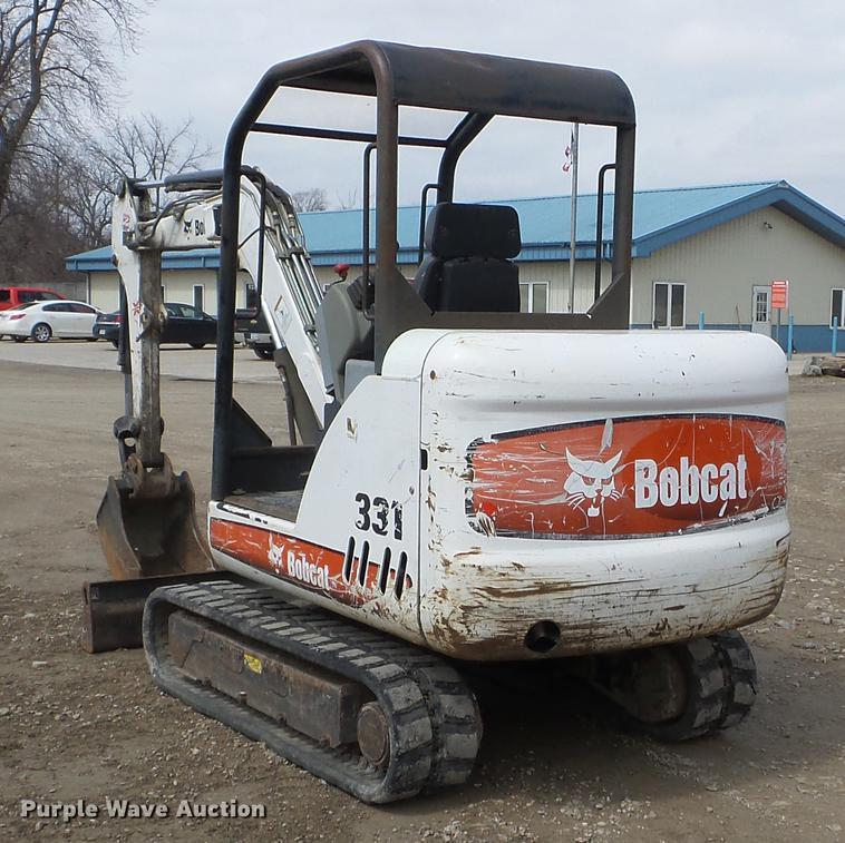 image for item EJ9066 2008 Bobcat 331 mini excavator