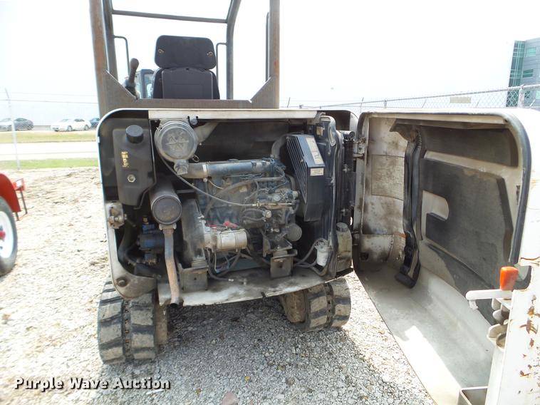image for item EJ9066 2008 Bobcat 331 mini excavator