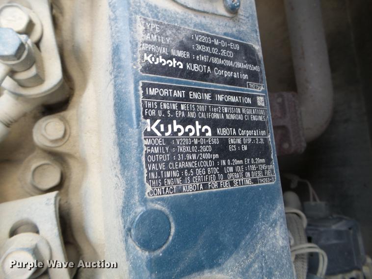 image for item EJ9066 2008 Bobcat 331 mini excavator