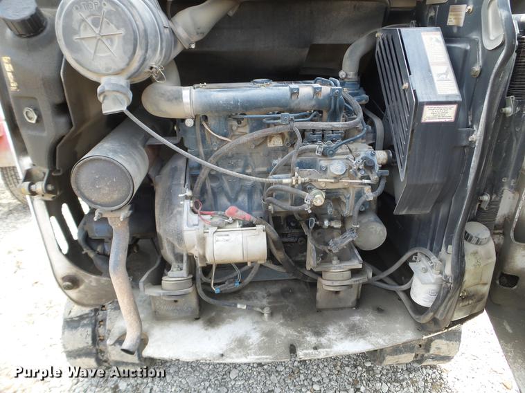 image for item EJ9066 2008 Bobcat 331 mini excavator